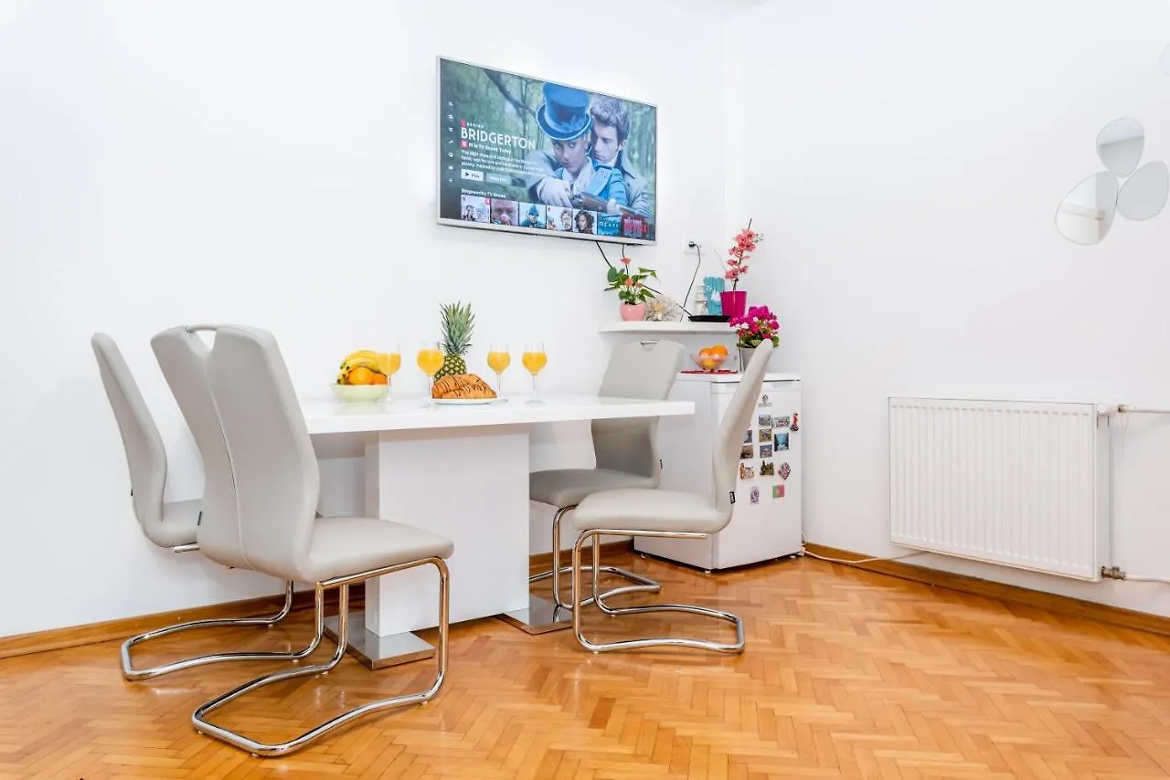 Summer Dream Apartment Split