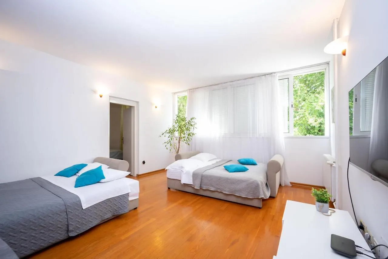 Summer Dream Apartment Split