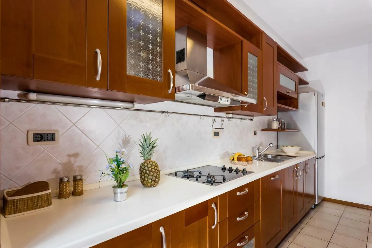 Summer Dream Apartment Split